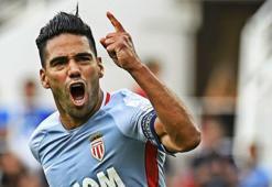Falcao transferiyle ilgili canlı yayında bomba açıklama!
