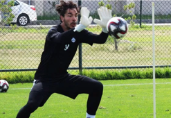 Altay'da kaleci Emre kaldı