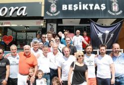 Beşiktaşlı eski futbolcular Hatay'da taraftarla buluştu