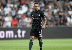 İstenmeyen adam Adriano!