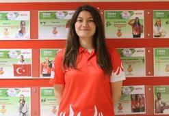 Milli sporcu Zeynep Gökçe Demirci'den Türkiye rekoru