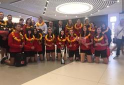 Voleybolda Avrupa Şampiyonu olan U16 Küçük Kız Milli Takımı yurda döndü