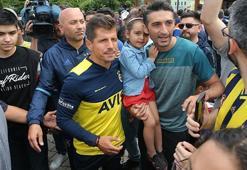 Fenerbahçeli taraftarlardan Emre Belözoğlu'na yoğun ilgi