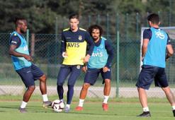 Fenerbahçe'de Emre Belözoğlu kampa katıldı
