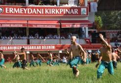 Kırkpınar, minik pehlivanların çayıra çıkmasıyla başladı