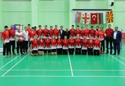 19 Yaş Balkan Badminton Şampiyonası açılış töreni yapıldı