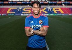 Fenerbahçe, CSKA'dan ayrılan Abel Hernandez'in peşinde