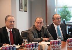 Galatasaray transferde büyük oynuyor! Orta sahaya müthiş ikili