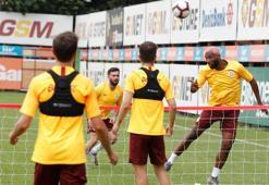 Galatasaray'ın yeni transferi Ryan Babel idmanda şov yaptı
