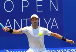 Antalya'da ilk finalist Miomir Kecmanovic