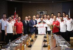 Bakan KasapoÄlu, Åampiyon voleybolcuları kabul etti