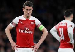 Fenerbahçe Arsenal'in kapısını çaldı! Koscielny bombası!
