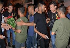 Eğlence çıkışı gerginlik... Mesut Özil isyan etti