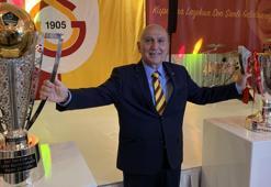 Galatasaray'dan Köln'de çifte kupalı kutlama