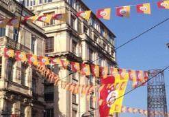Beyoğlu sarı-kırmızı!