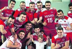 Filenin Efeler'i Letonya karşısında