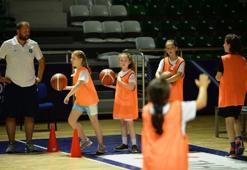 Büyükşehir'in basketbol seçmelerine yoğun ilgi
