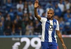 Yacine Brahimi Galatasaray'dan dünyaları istedi!