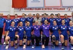 Hentbola Yeliz Özel damgası