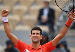 Djokovic çeyrek finale yükseldi