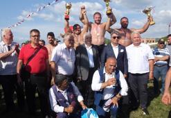 Kızıklı Yağlı Güreşleri'nde şampiyon İsmail Balaban oldu
