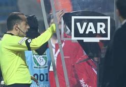 Küme düşen takım değişti! İşte "VAR"sız puan durumu