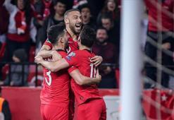 Futbolda milli mesai başlıyor
