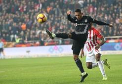 Fenerbahçe'den Adriano bombası!