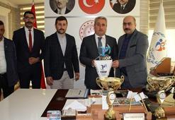 THOF'dan Taşkesenligil'e teşekkür