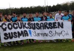 Çocuk istismarına tepki için maça ağızlarını bantlayarak çıktılar