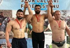 Ali İhsan Ariç güreşte Türkiye üçüncüsü oldu