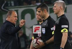 Maç bitti Fatih Terim sahaya girdi! Mete Kalkavan...
