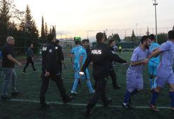 Amatör maçlarda yumruk ve tekmeler havada uçuştu