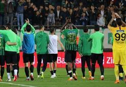 Ligin dibinde, kupanın finalinde