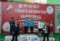 15 Yaş Altı Türkiye Badminton Şampiyonası sona erdi