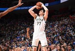 Ersan 15 sayı attı, Bucks seriyi 3-0 yaptı
