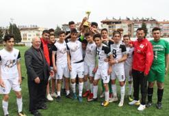 Burdur U19 Ligi'nde Bucak Belediyesi Oğuzhanspor mutlu sona ulaştı