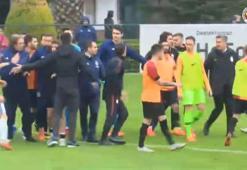 Son dakika | Fenerbahçe - Galatasaray U21 maçında kavga çıktı!