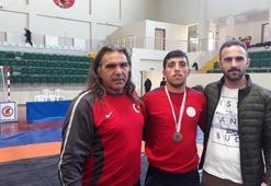 Birkan Topkaya bronz madalya kazandı