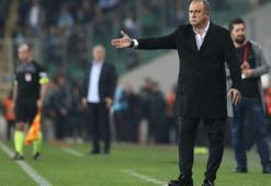 Fatih Terim'den sürpriz tercih! Fenerbahçe maçı 11'i...