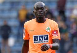 Görüşmeyi duyurdular! Beşiktaş, Isaac Sackey transferi için masada...