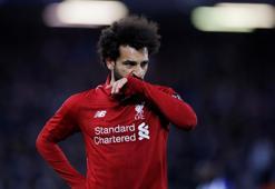 Chelsea taraftarlarından Mohamed Salah'a ahlaksız saldırı!