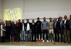 Yeni Malatyaspor'dan okul ziyareti