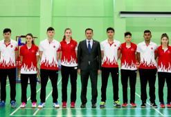 Genç badmintoncular Hırvatistan'a iddialı gitti