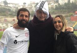 Takım kaptanı galibiyeti kardeşiyle kutladı