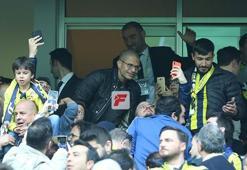 Fenerbahçeli taraftarlardan Alex de Souza'ya müthiş ilgi!