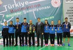 Badminton Şampiyonası'na Erzincan damgasını vurdu