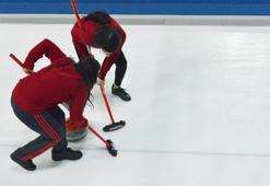 Erzurum'da curling heyecanı