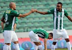 Bursaspor, Fernandao-Bakambu ikilisini mumla arıyor