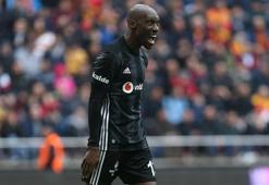 Beşiktaşlı Atiba Hutchinson'a övgü yağmuru: "Tarihimizin en iyisi!"